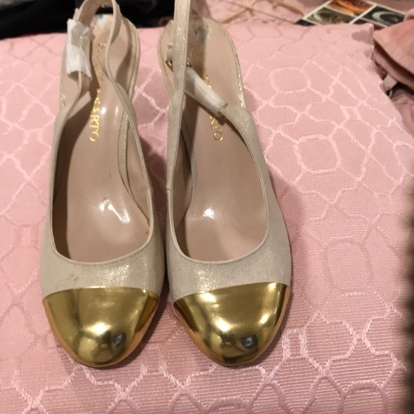 Shoes - Picture 1 of 2